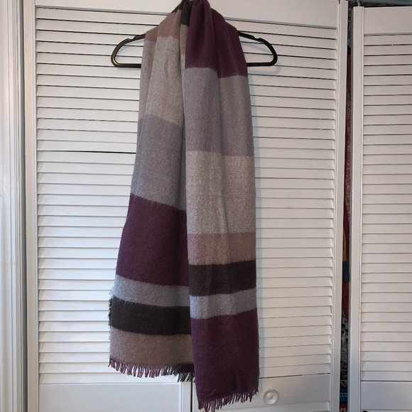 Express Accessories - Express Color Block Blanket Scarf